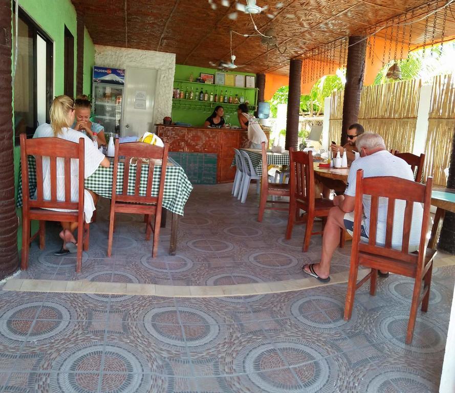 Guanna'S Place Room And Resto Bar Malapascua Eksteriør bilde